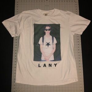 Lany (band). Size large. White color. Short Sleeve Shirt.
